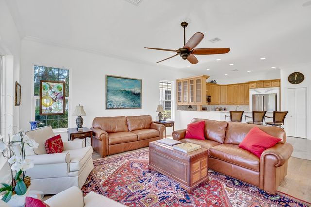 880 Saint James Lane, Vero Beach, FL 32967