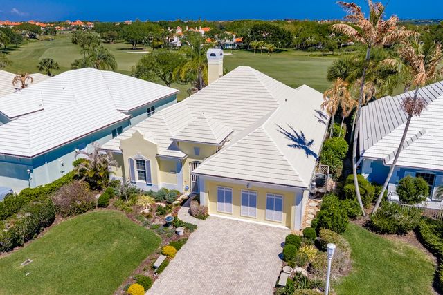 880 Saint James Lane, Vero Beach, FL 32967
