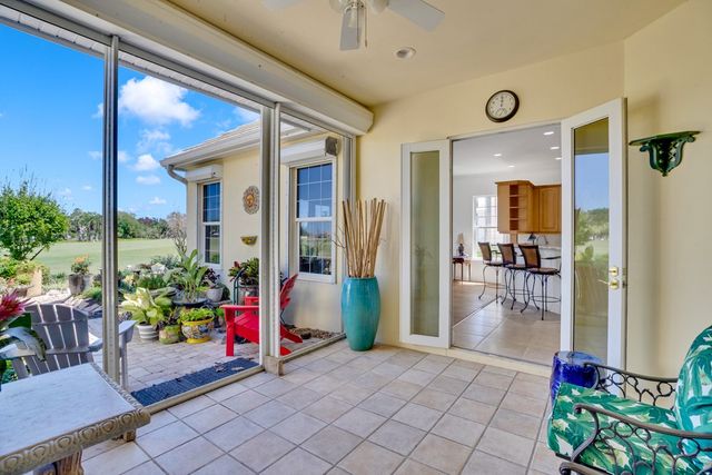 880 Saint James Lane, Vero Beach, FL 32967