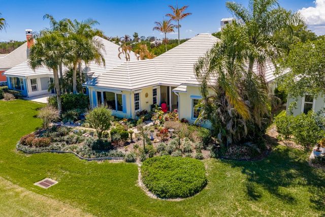 880 Saint James Lane, Vero Beach, FL 32967