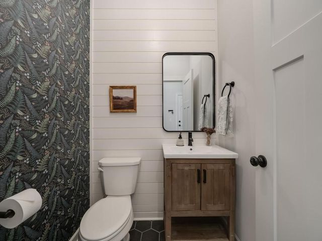 3145 132nd Avenue NE, Blaine, MN 55449