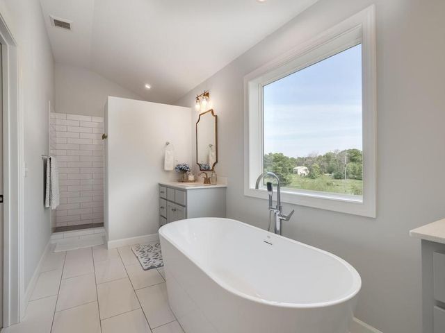 3145 132nd Avenue NE, Blaine, MN 55449