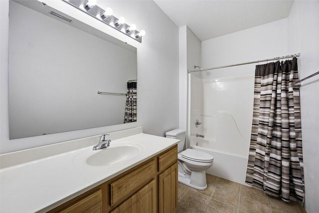 1920 Rockford Road SW 20, Cedar Rapids, IA 52404