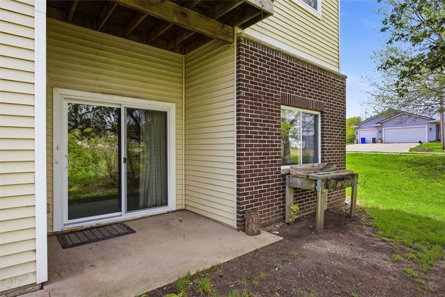 1920 Rockford Road SW 20, Cedar Rapids, IA 52404