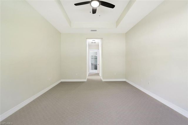 13820 Luna DR, Naples, FL 34109