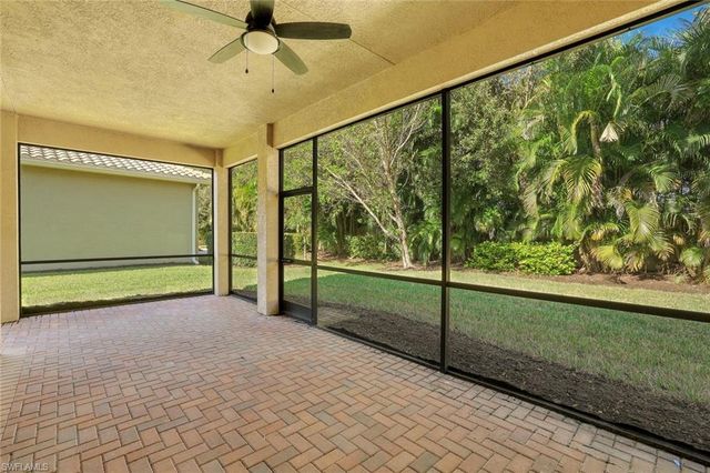 13820 Luna DR, Naples, FL 34109