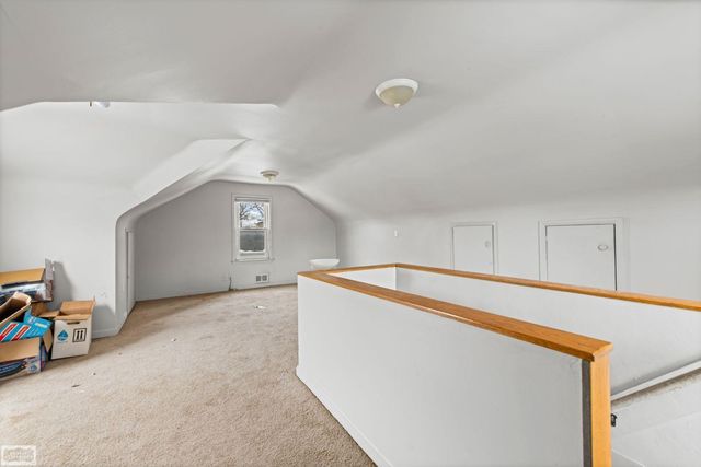 27432 Delton Street, Madison Heights, MI 48071