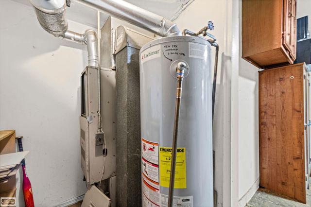 27432 Delton Street, Madison Heights, MI 48071