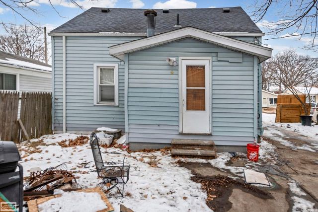 27432 Delton Street, Madison Heights, MI 48071