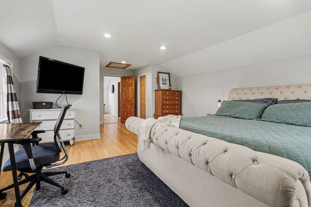 10850 W J Avenue, Oshtemo Twp, MI 49009
