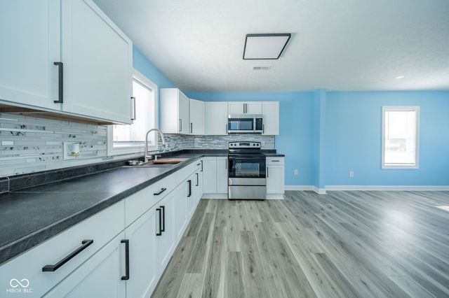 830 N 16th Street, New Castle, IN 47362