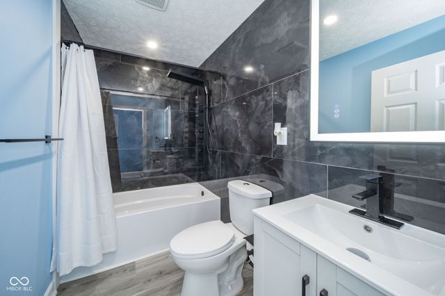 830 N 16th Street, New Castle, IN 47362