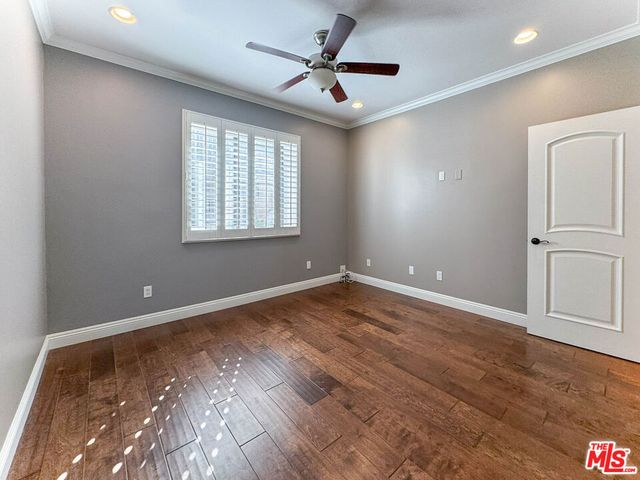 8701 Falmouth Avenue 102, Playa Del Rey, CA 90293