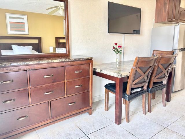 19201 Collins Avenue 338, Sunny Isles Beach, FL 33160