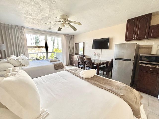 19201 Collins Avenue 338, Sunny Isles Beach, FL 33160