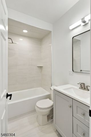 314 Elmwood Ave, East Orange City, NJ 07018