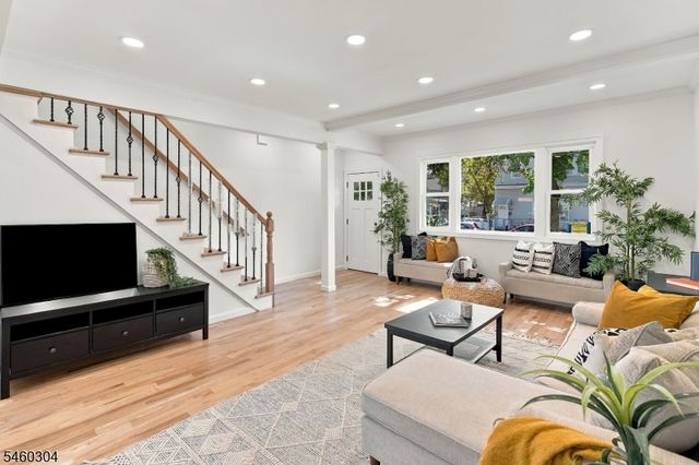 314 Elmwood Ave, East Orange City, NJ 07018