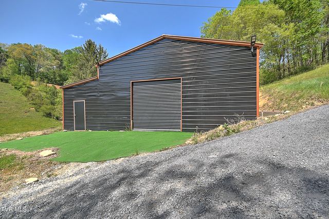 146 Bear Cage Road, Roan Mountain, TN 37687