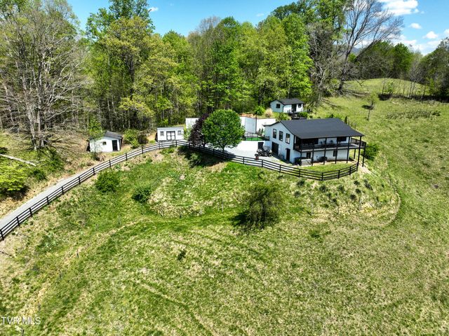 146 Bear Cage Road, Roan Mountain, TN 37687