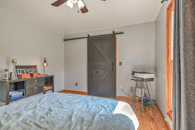 146 Bear Cage Road, Roan Mountain, TN 37687