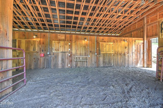 146 Bear Cage Road, Roan Mountain, TN 37687