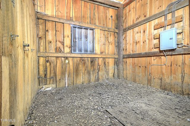 146 Bear Cage Road, Roan Mountain, TN 37687