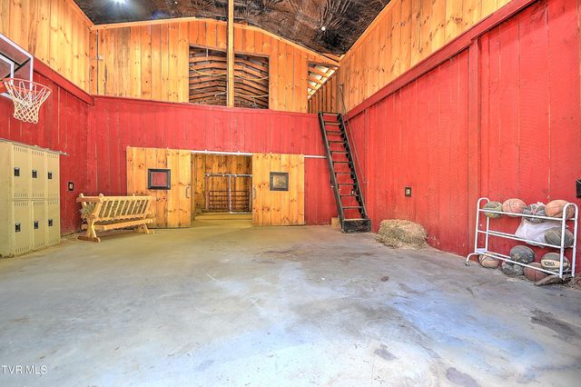 146 Bear Cage Road, Roan Mountain, TN 37687