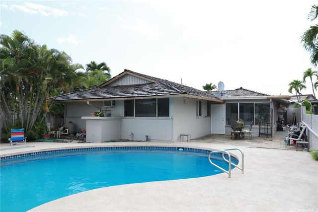 1587 Lehia Street, Honolulu, HI 96818