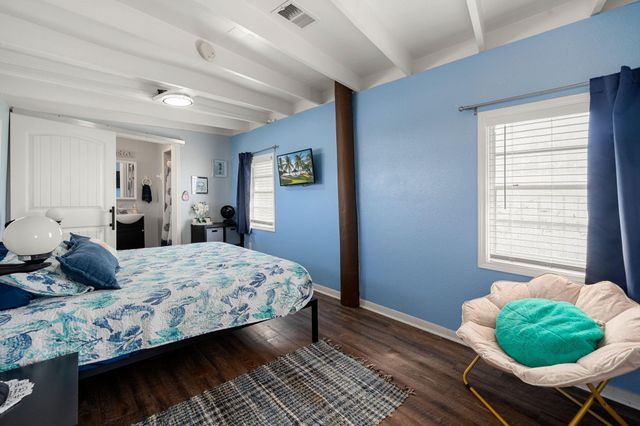 219 Fort Velasco Drive, Freeport, TX 77541