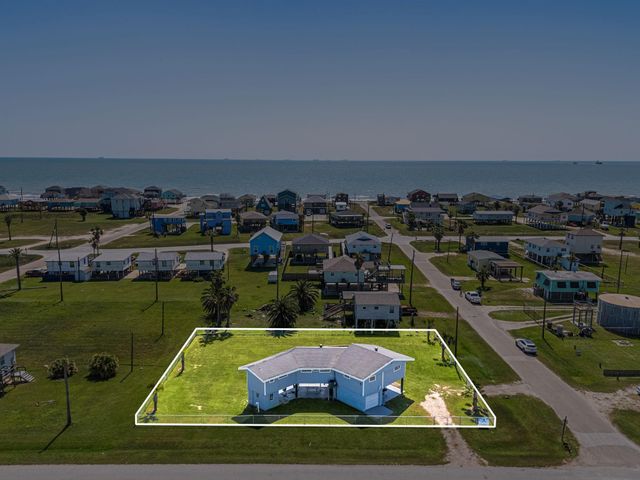 219 Fort Velasco Drive, Freeport, TX 77541