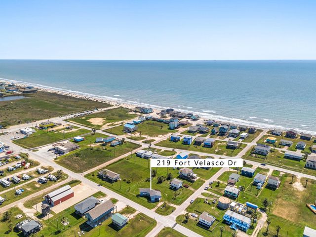219 Fort Velasco Drive, Freeport, TX 77541