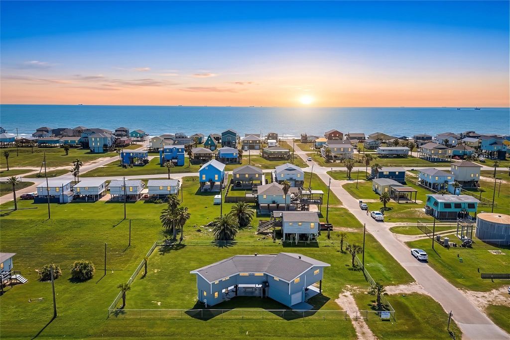 219 Fort Velasco Drive, Freeport, TX 77541