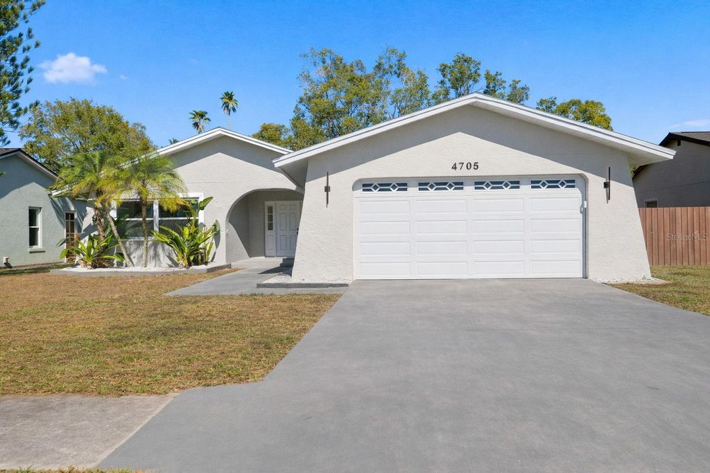 Image 1 of property listing at 4705 CYPRESS TREE DRIVE, Tampa, FL 33624