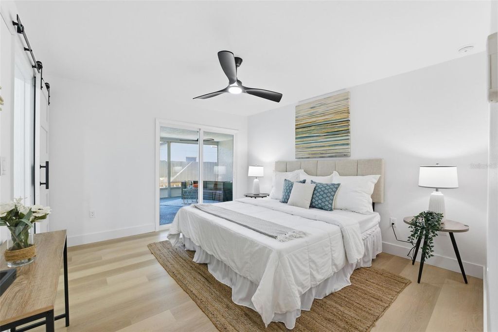 Image 19 of property listing at 4705 CYPRESS TREE DRIVE, Tampa, FL 33624