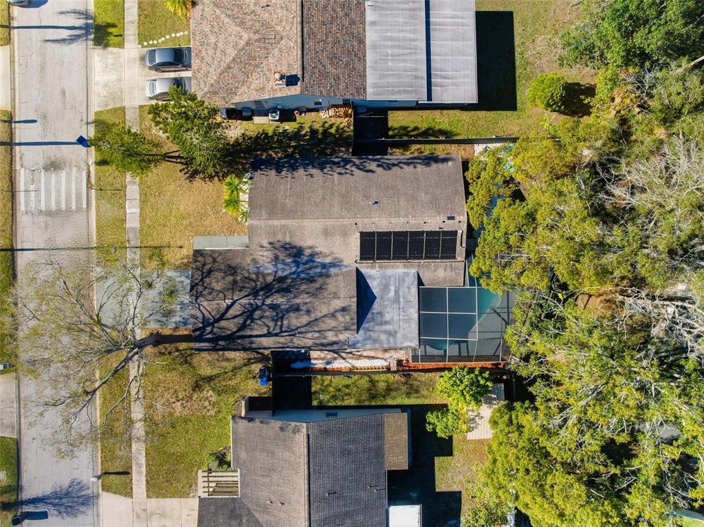 Image 37 of property listing at 4705 CYPRESS TREE DRIVE, Tampa, FL 33624