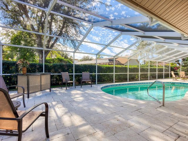 4348 HIGHLAND OAKS CIRCLE, Sarasota, FL 34235