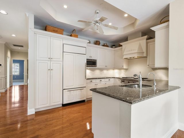 4348 HIGHLAND OAKS CIRCLE, Sarasota, FL 34235