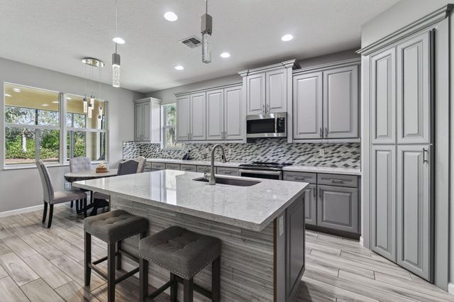 11447 SW Lake Park Drive, Port St Lucie, FL 34987