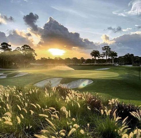 11447 SW Lake Park Drive, Port St Lucie, FL 34987