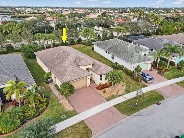 11447 SW Lake Park Drive, Port St Lucie, FL 34987