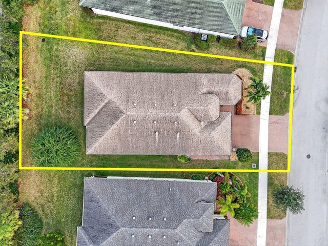 11447 SW Lake Park Drive, Port St Lucie, FL 34987