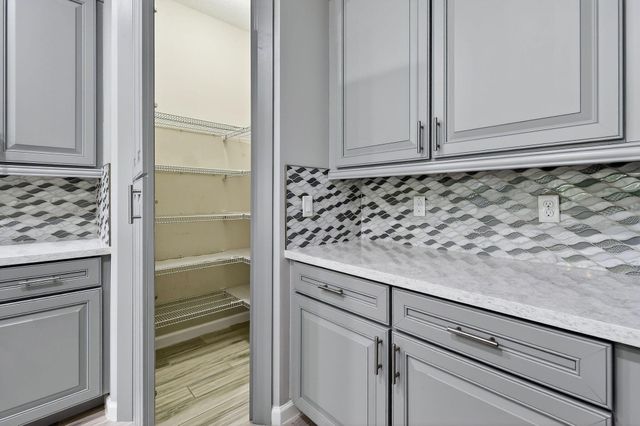 11447 SW Lake Park Drive, Port St Lucie, FL 34987