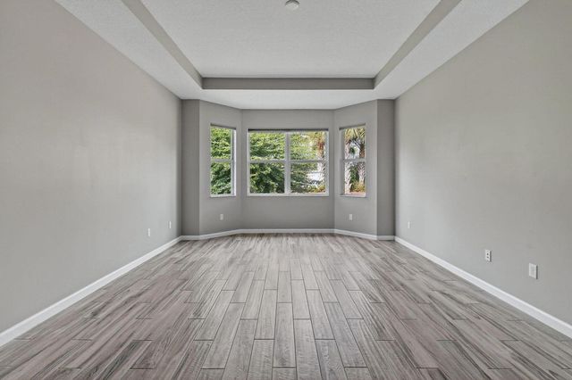 11447 SW Lake Park Drive, Port St Lucie, FL 34987