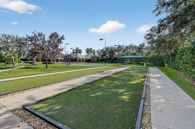 11447 SW Lake Park Drive, Port St Lucie, FL 34987