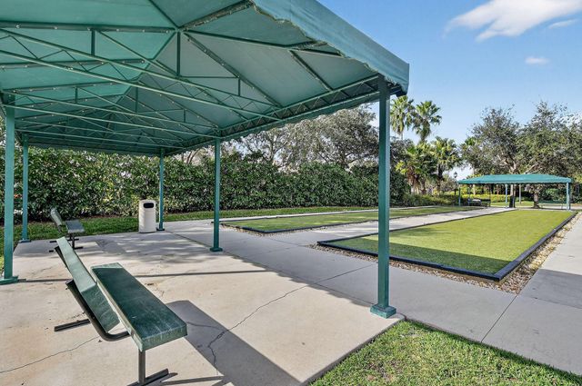 11447 SW Lake Park Drive, Port St Lucie, FL 34987