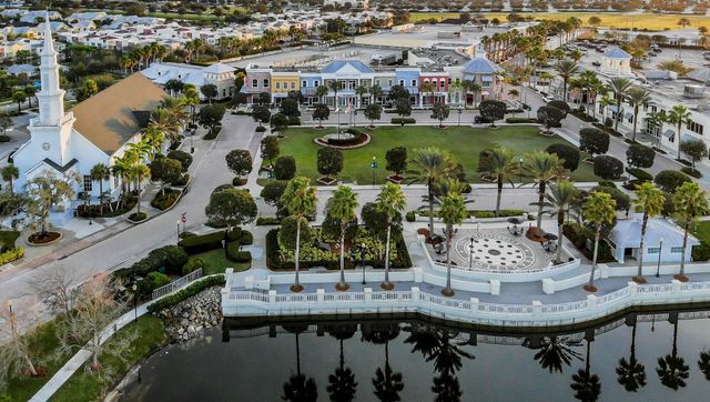 11447 SW Lake Park Drive, Port St Lucie, FL 34987