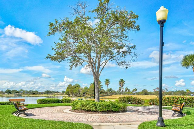 11447 SW Lake Park Drive, Port St Lucie, FL 34987