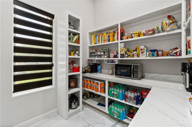 1412 E Mile 2 Road, Mission, TX 78574