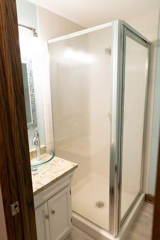 8566 Oak Hill Circle, Prior Lake, MN 55372