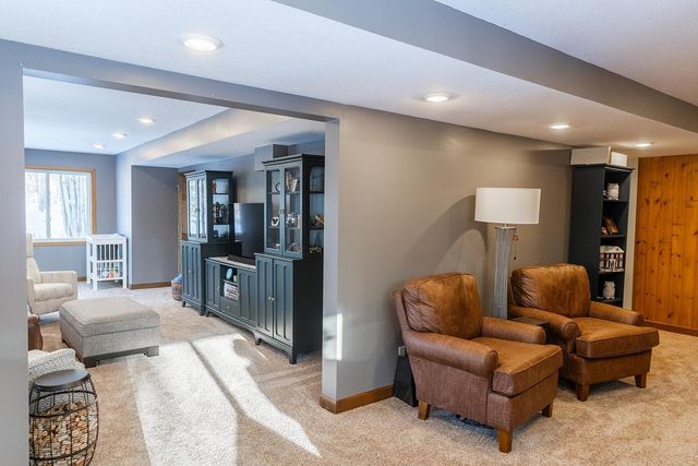 8566 Oak Hill Circle, Prior Lake, MN 55372